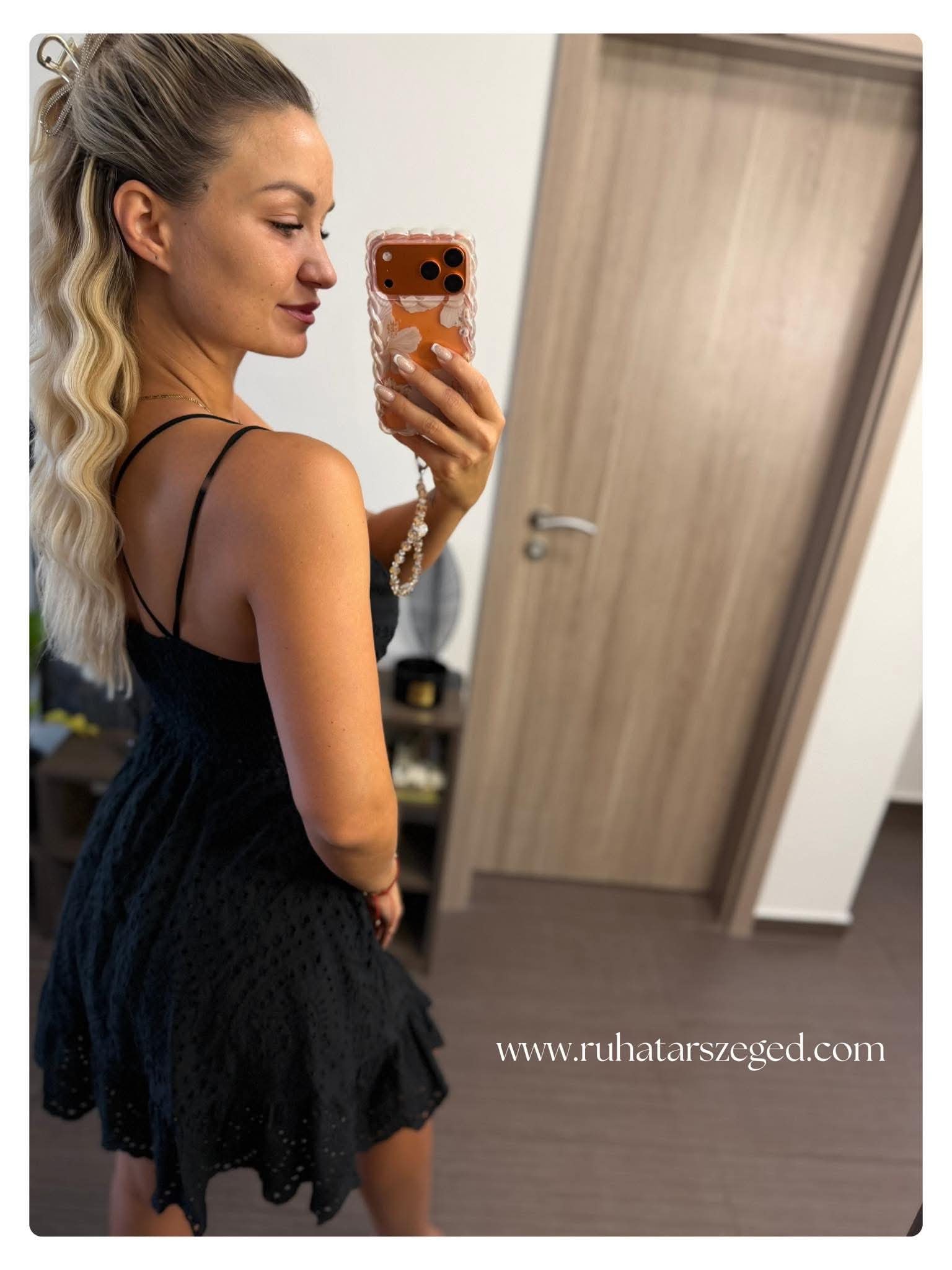 BARBI ruha