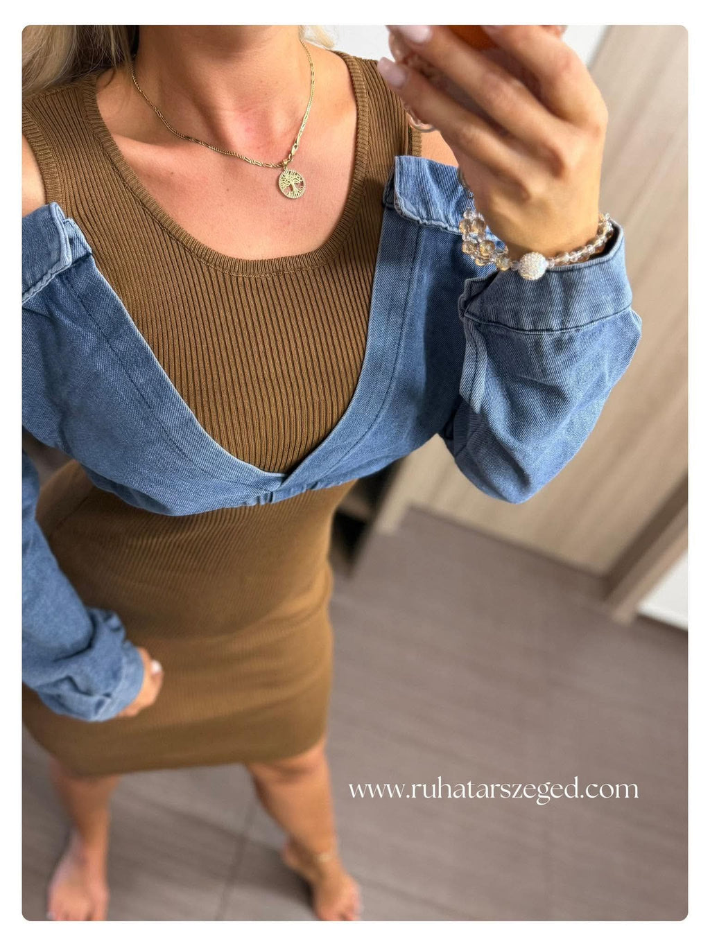 LIZI ruha