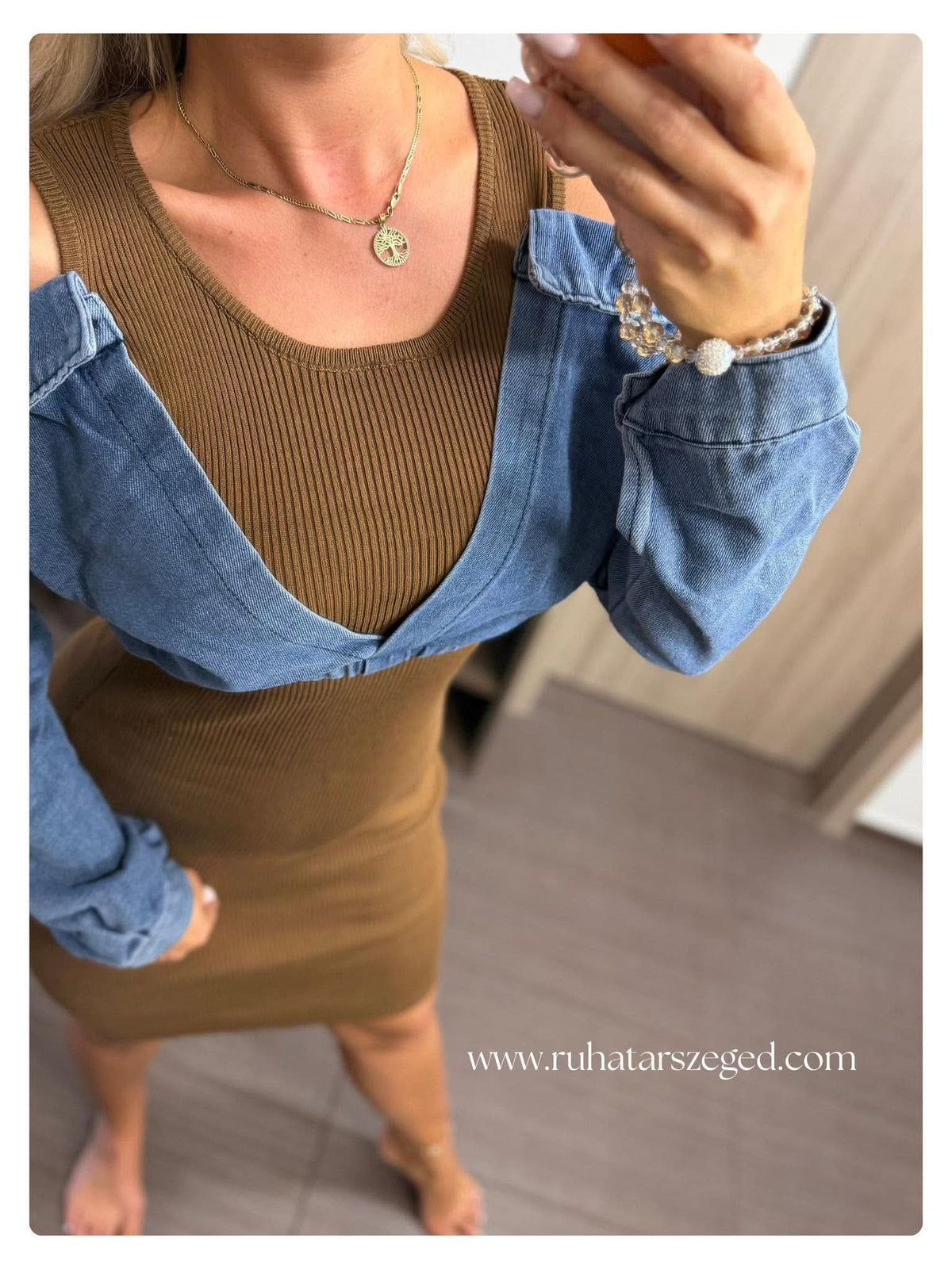 LIZI ruha