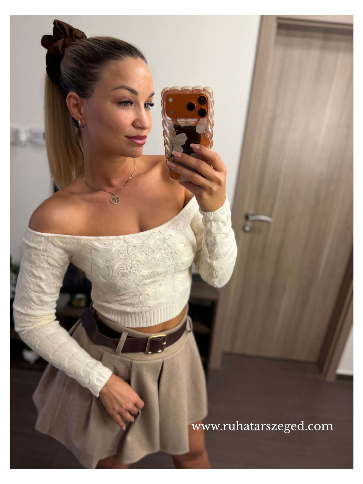 BRENA felső