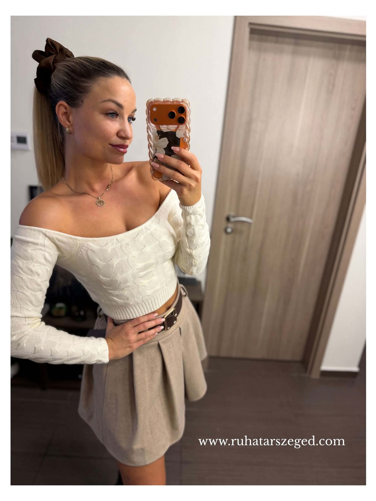 BRENA felső