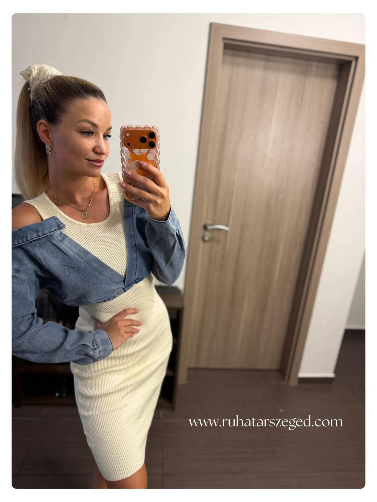 LIZI ruha