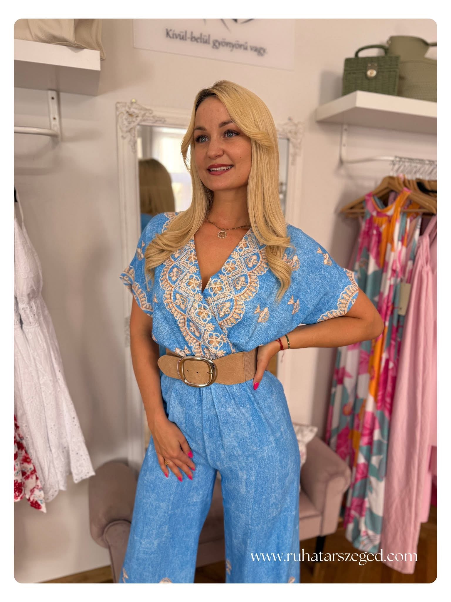 DARLA overál