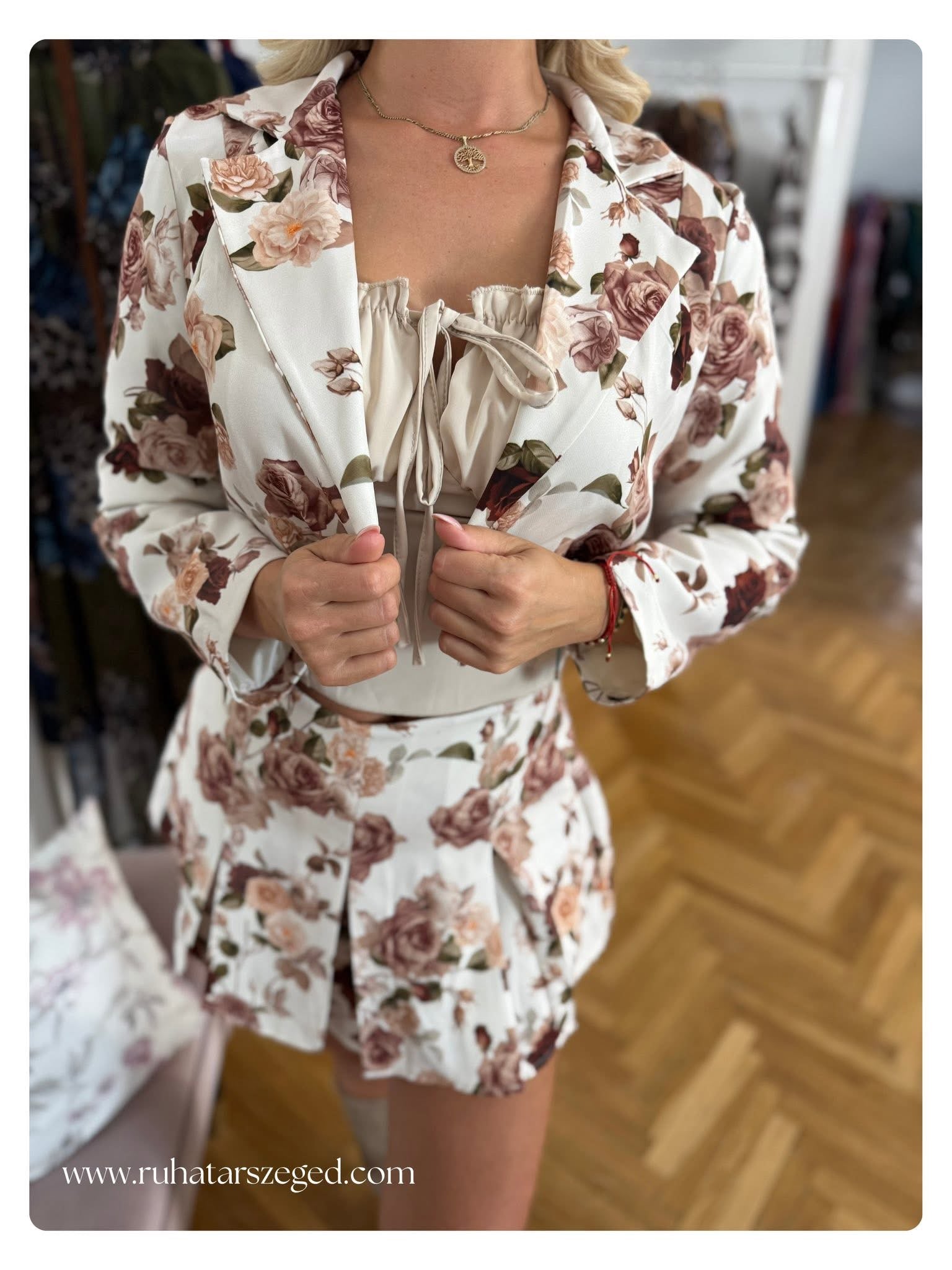 ROSEY szett