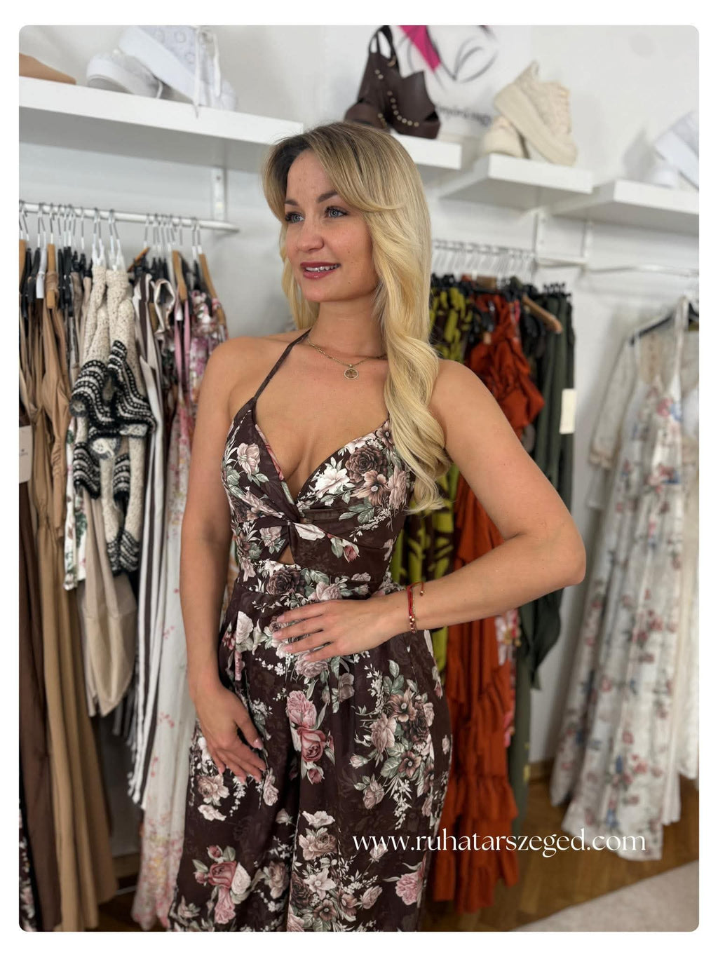 ZINA overál