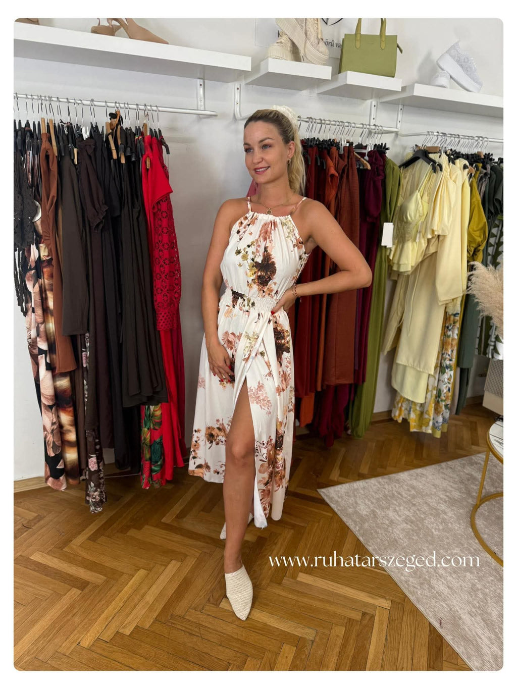 ZENA ruha