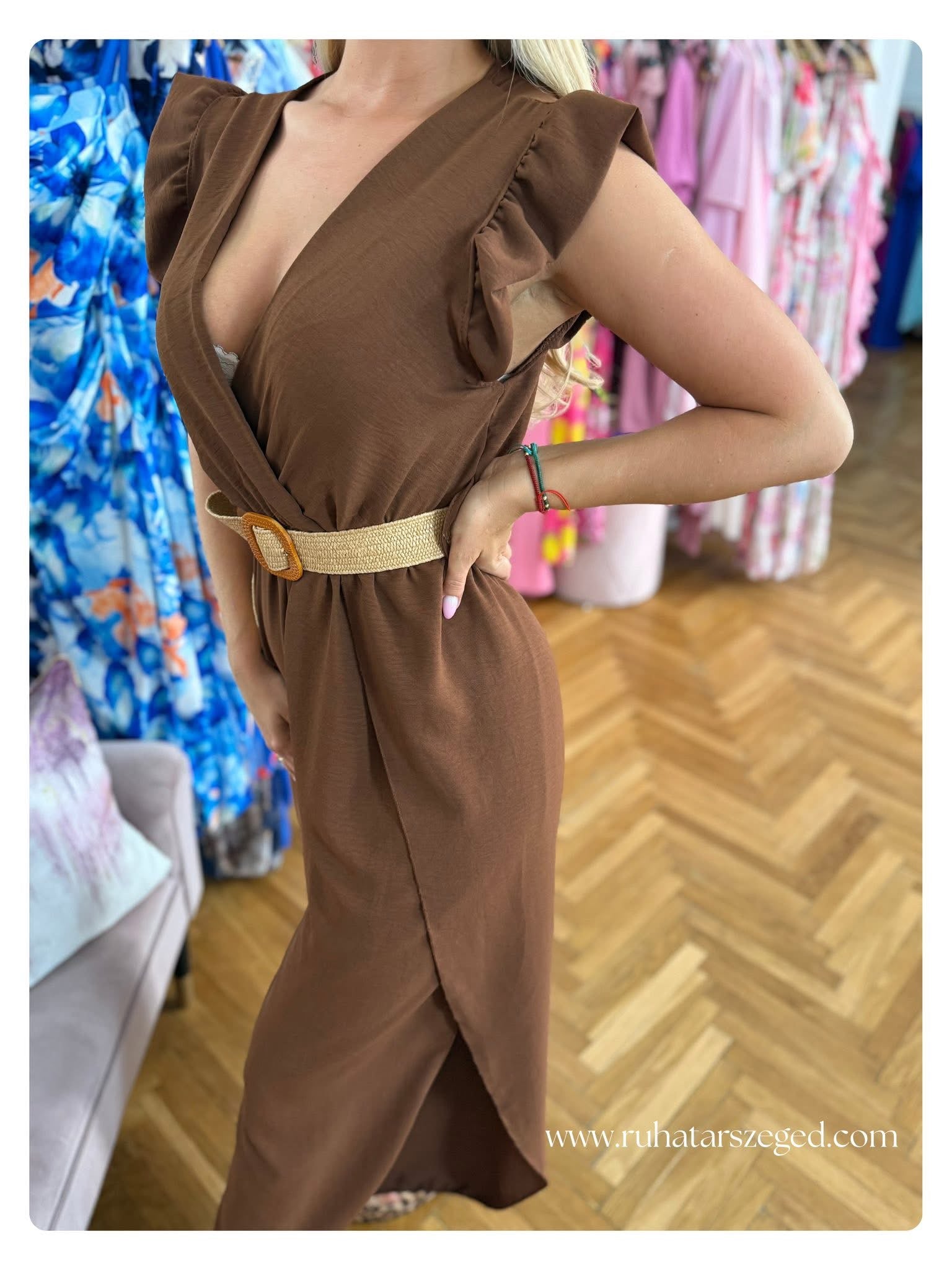 OLIVA overál