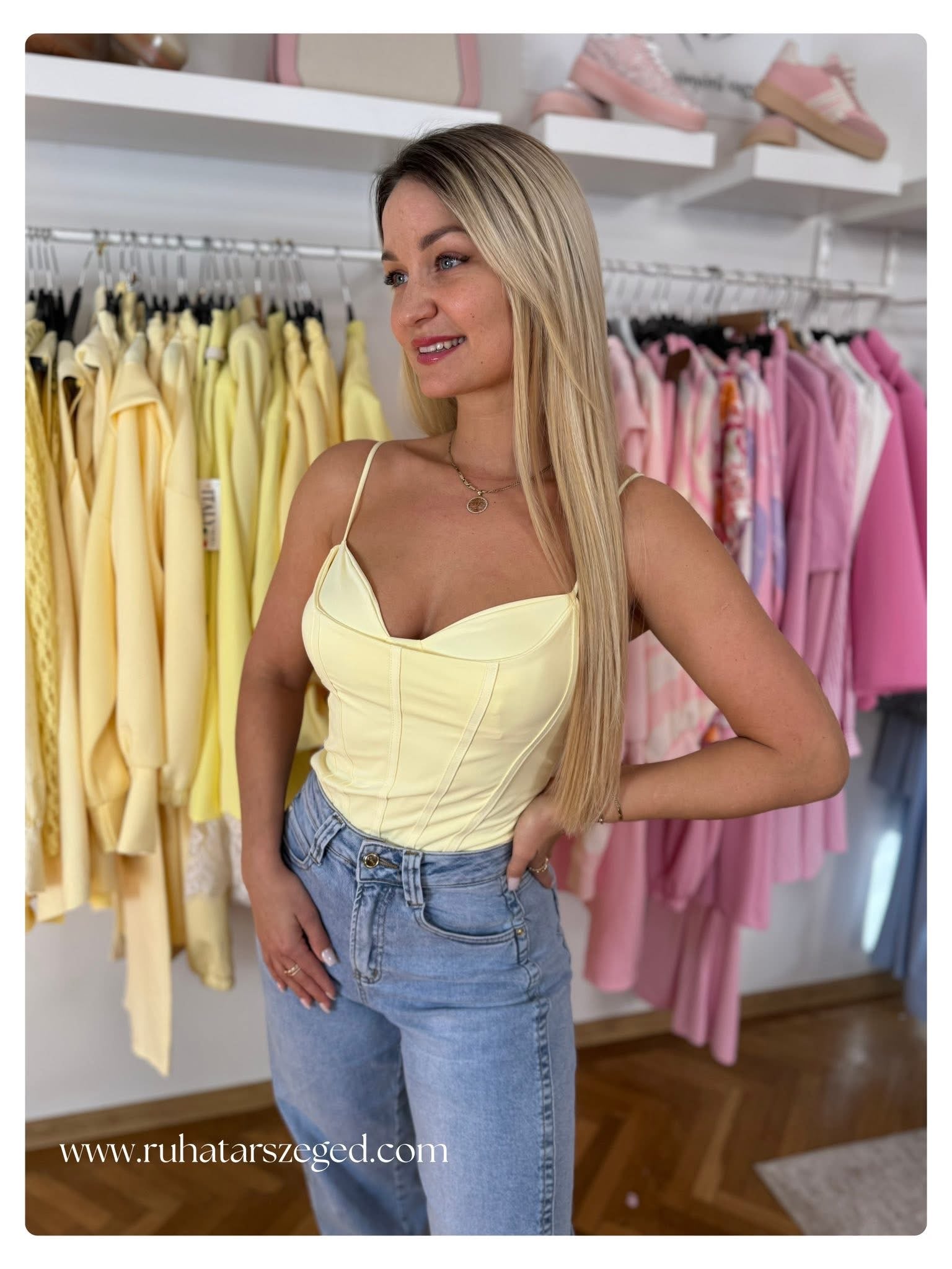 LORIS felső