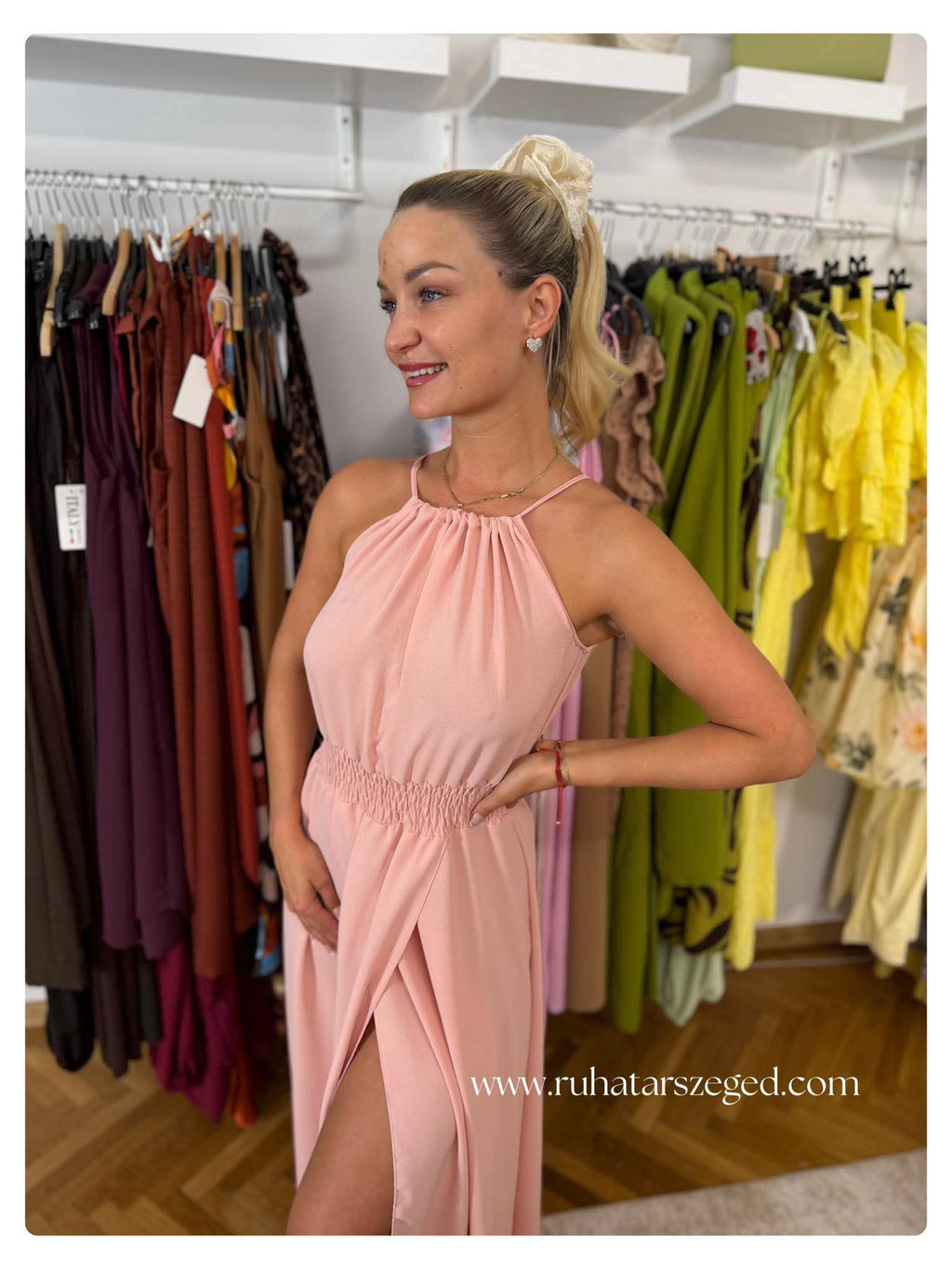 ZENA ruha