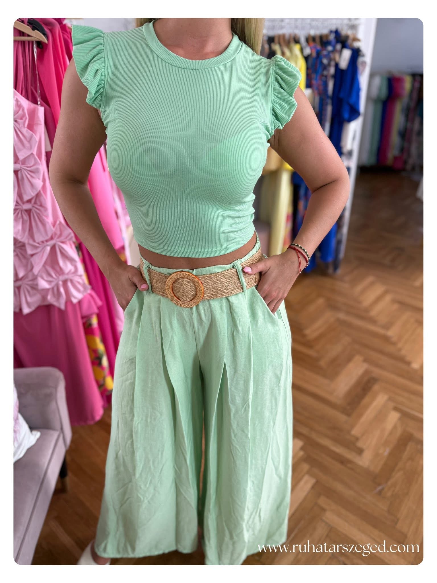 MENTA felső