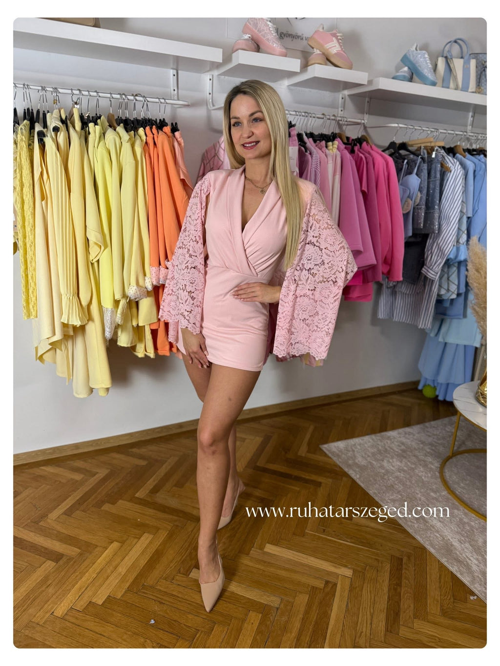 NUDE overál