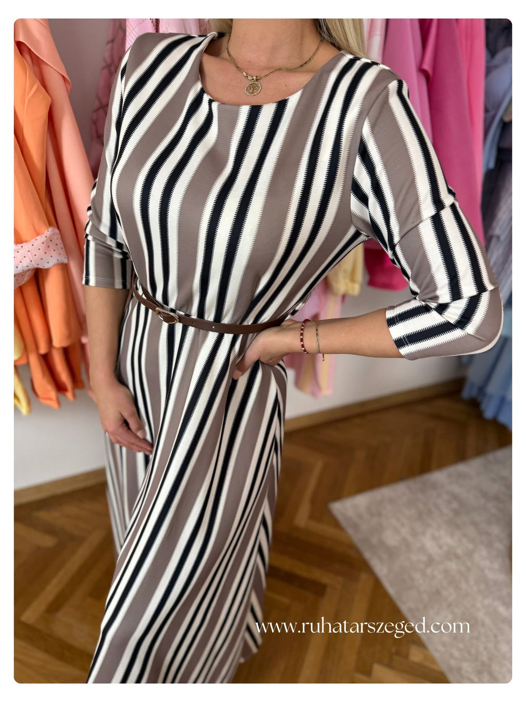 LILU ruha